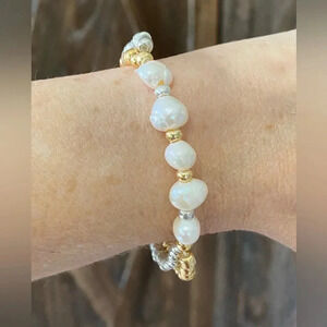 Handmade Real Freshwater Pearl Silver & Gold Stretch Bracelet